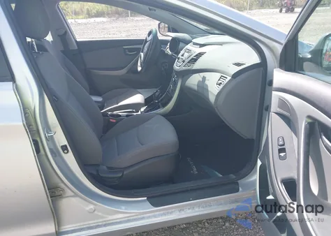 2015 Hyundai Elantra Se z USA, uszkodzony, nr VIN KMHDH4AE3FU329932